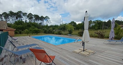 Gran propiedad, piscina, tenis, tenis de mesa, cerca de los castillos de la cuenca del océano Sauternais-Arcachon