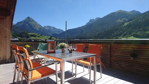 Ferienwohnung (85 m²) mit großer südseitiger Terrasse (30 m²) und Sauna
