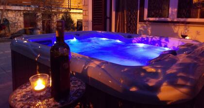 Njivice Zentrum, Whirlpool, WiFi, SAT TV, Klimaanlage, Haustiere erlaubt
