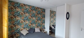 2 bedrooms, iron/ironing board