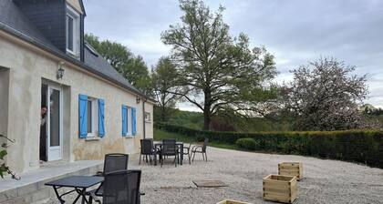 Gite situĂ© en campagne Ă proximitĂ© du lac et de la forĂȘt de SillĂ© le guillaume