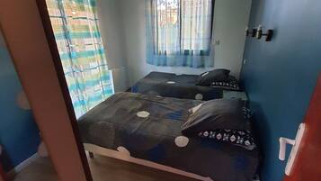 2 chambres, Wi-Fi gratuit, draps fournis