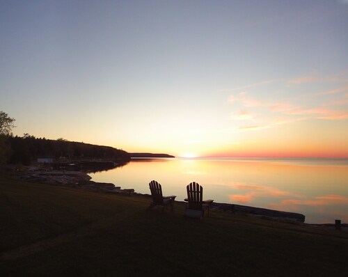 Romantic Waterfront Suite With Amazing Water Views, Hedgehog unit