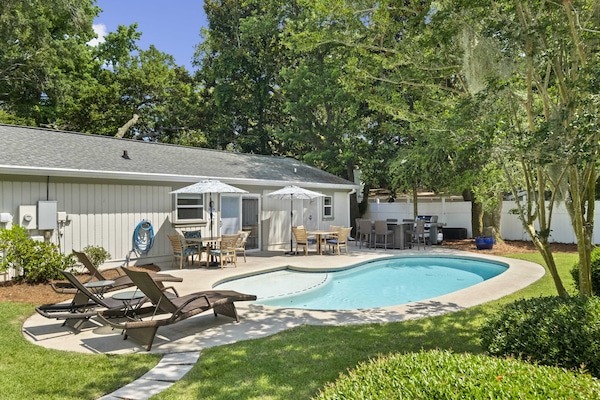 Giant Private Backyard with Pool! Outdoor Shower and Fully Fenced in.