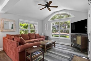 Smart TV, reproductor de DVD y estéreo 