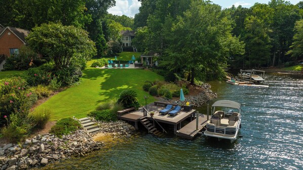 Exterior - Lakefront Heaven!  Pool, Cabana, Big yard & porches, kayak, In Lex! Boat Option! (Lexington)