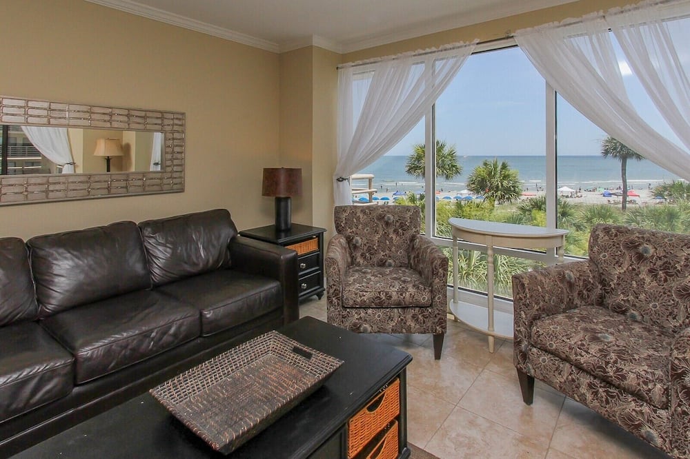 1301 Villamare ~ Beautiful 2Br Villa with Oceanfront Views in Palmetto Dunes