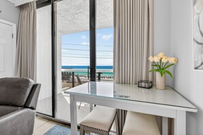 Smart TV, DVD player