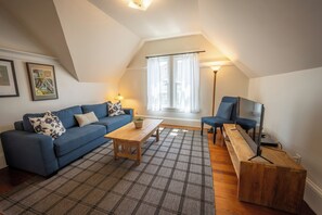 تلفزيون، مشغل دي في دي، ستيريو