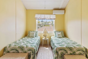 3 chambres, fer et planche à repasser, Wi-Fi gratuit, draps fournis
