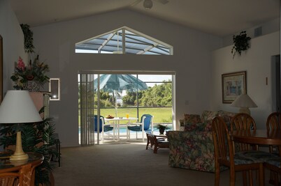 Luxury Villa, with opt. heated, private pool near Legoland/Disney/Orlando