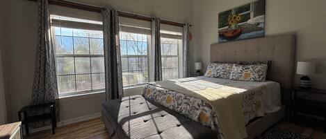 1 soverom, strykejern/-brett, wi-fi og sengetøy