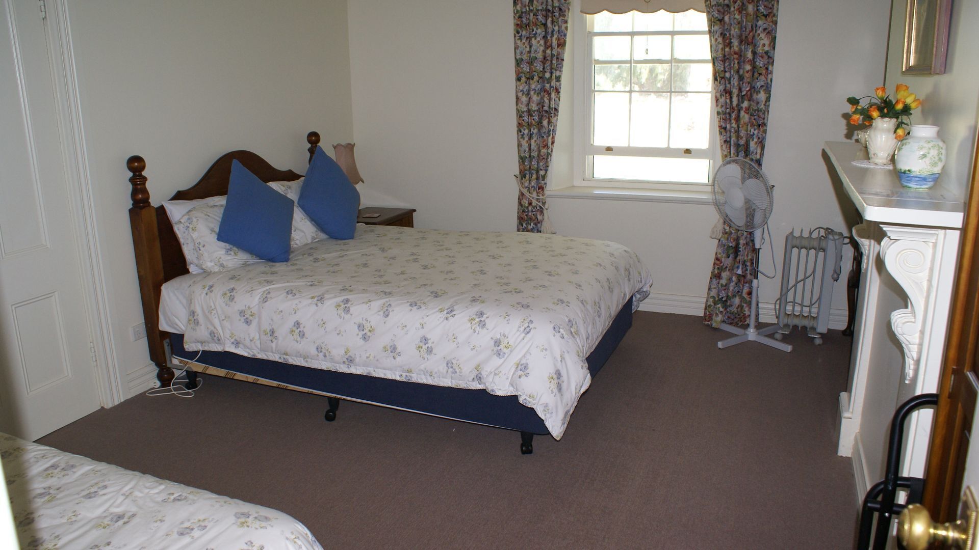 Portee a Murray River Outback Homestead. A picture of outback Australia — image 9