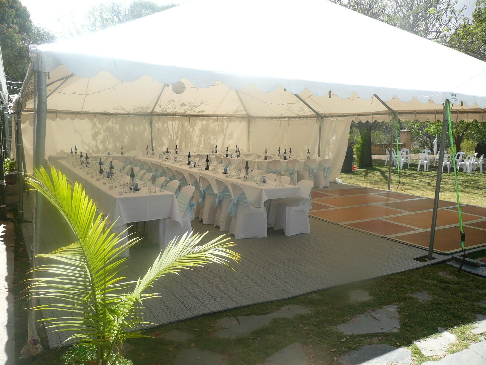 Portee a Murray River Outback Homestead. A picture of outback Australia — image 4