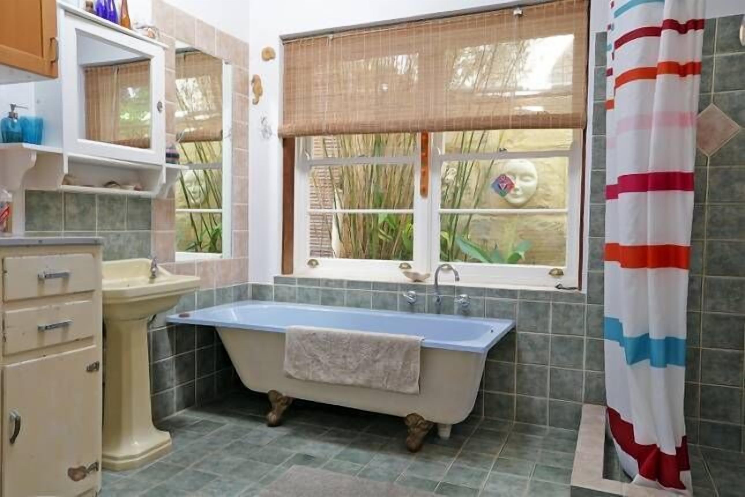 Alga Beach House Perth Scarborough Beach — image 3