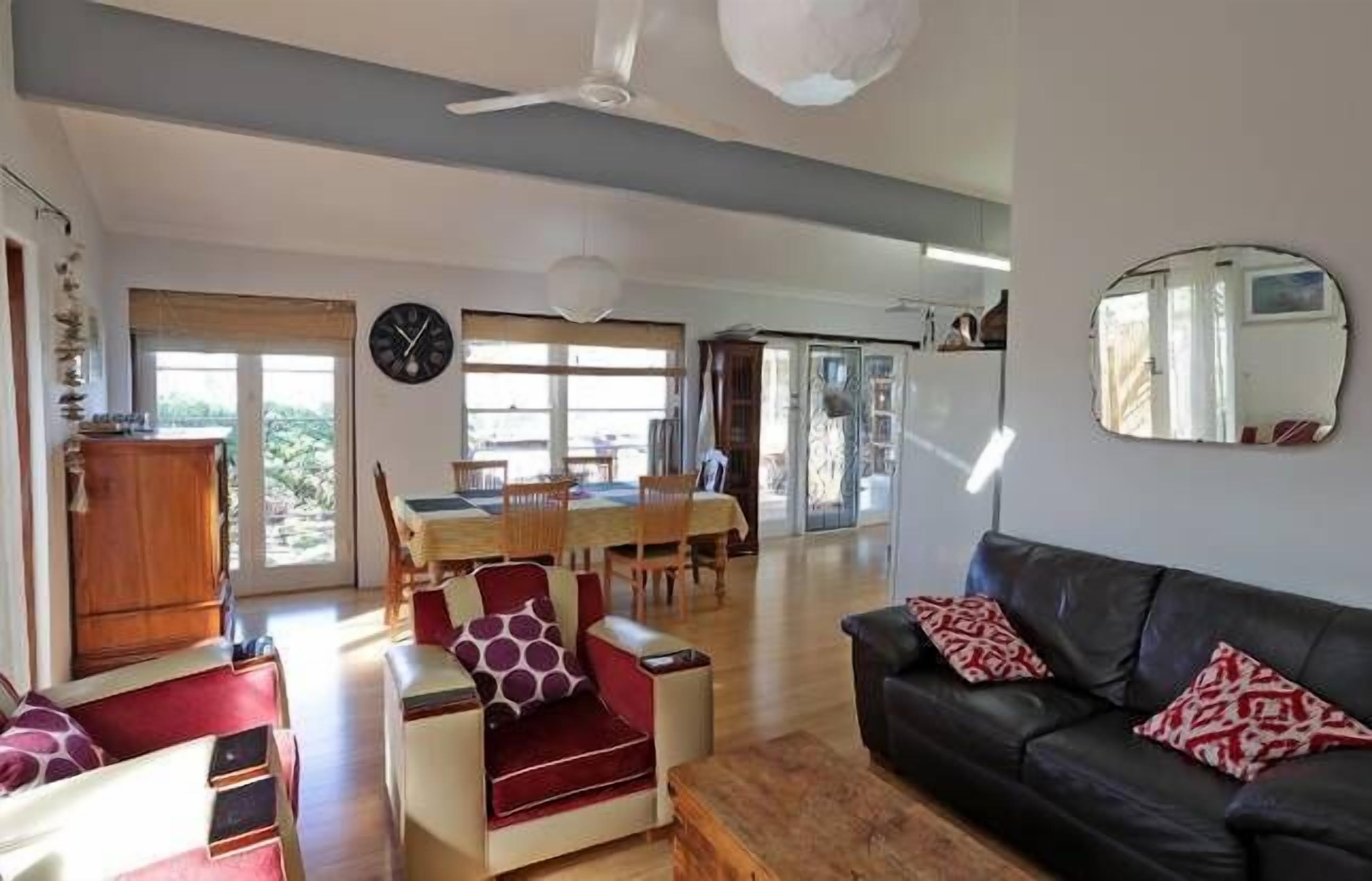 Alga Beach House Perth Scarborough Beach — image 4