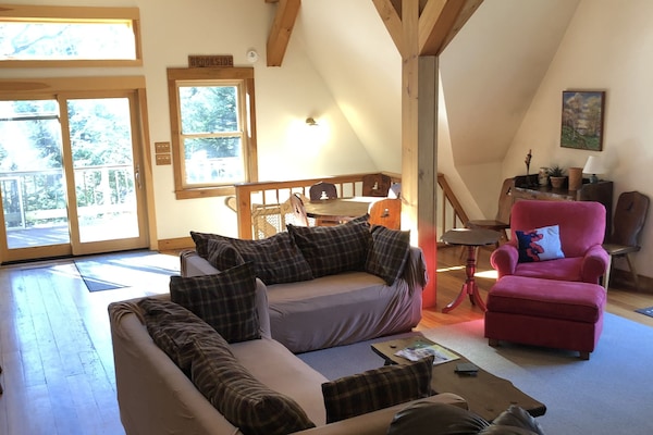 Open concept Livingroom, mahogany floors