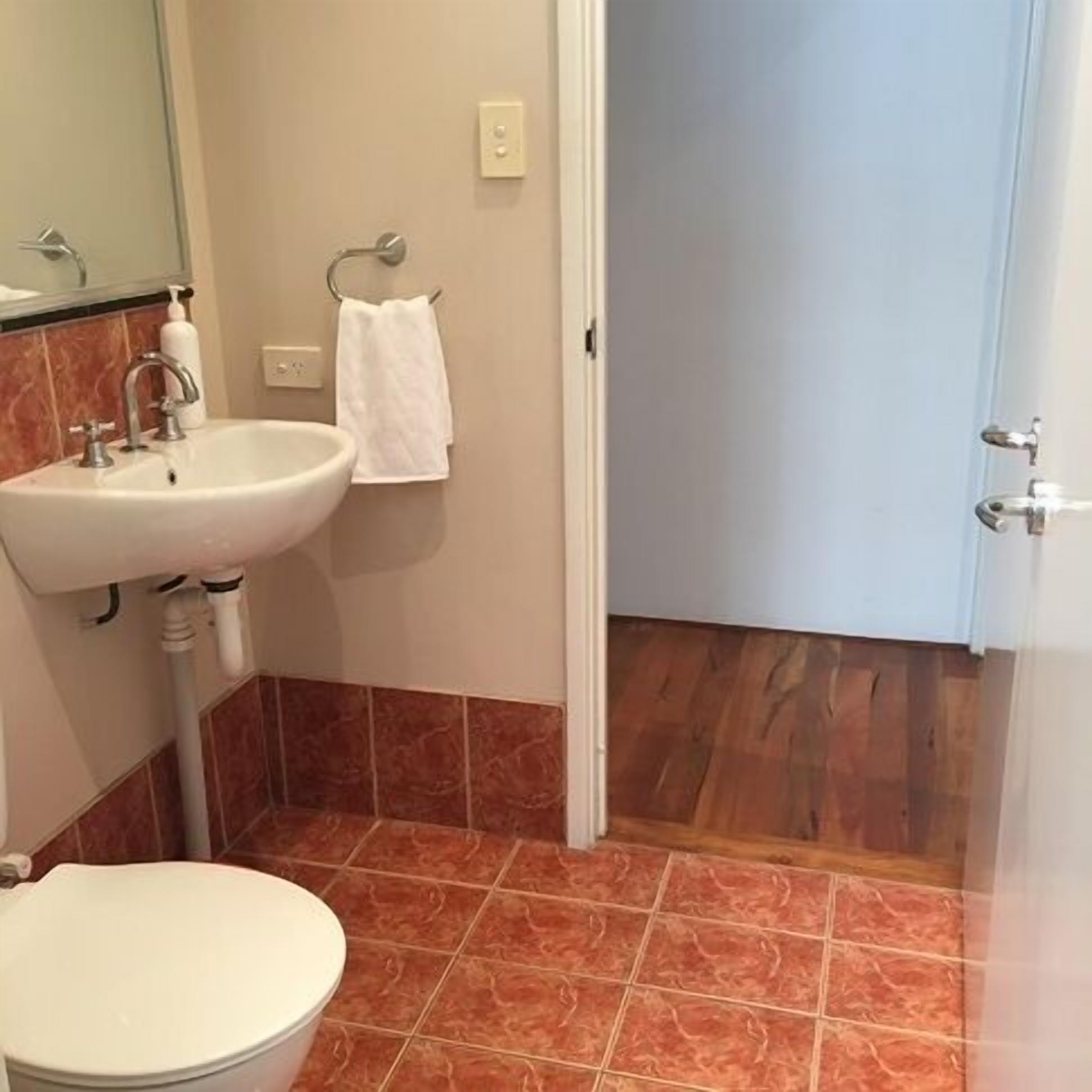 The Lane in Doubleview — image 12