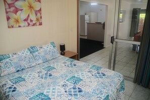 3 多间卧室、熨斗/熨衣板、WiFi、床单