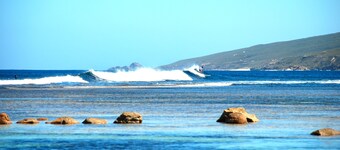 MILLHAVEN - flott land på 5 dekar med havutsikt