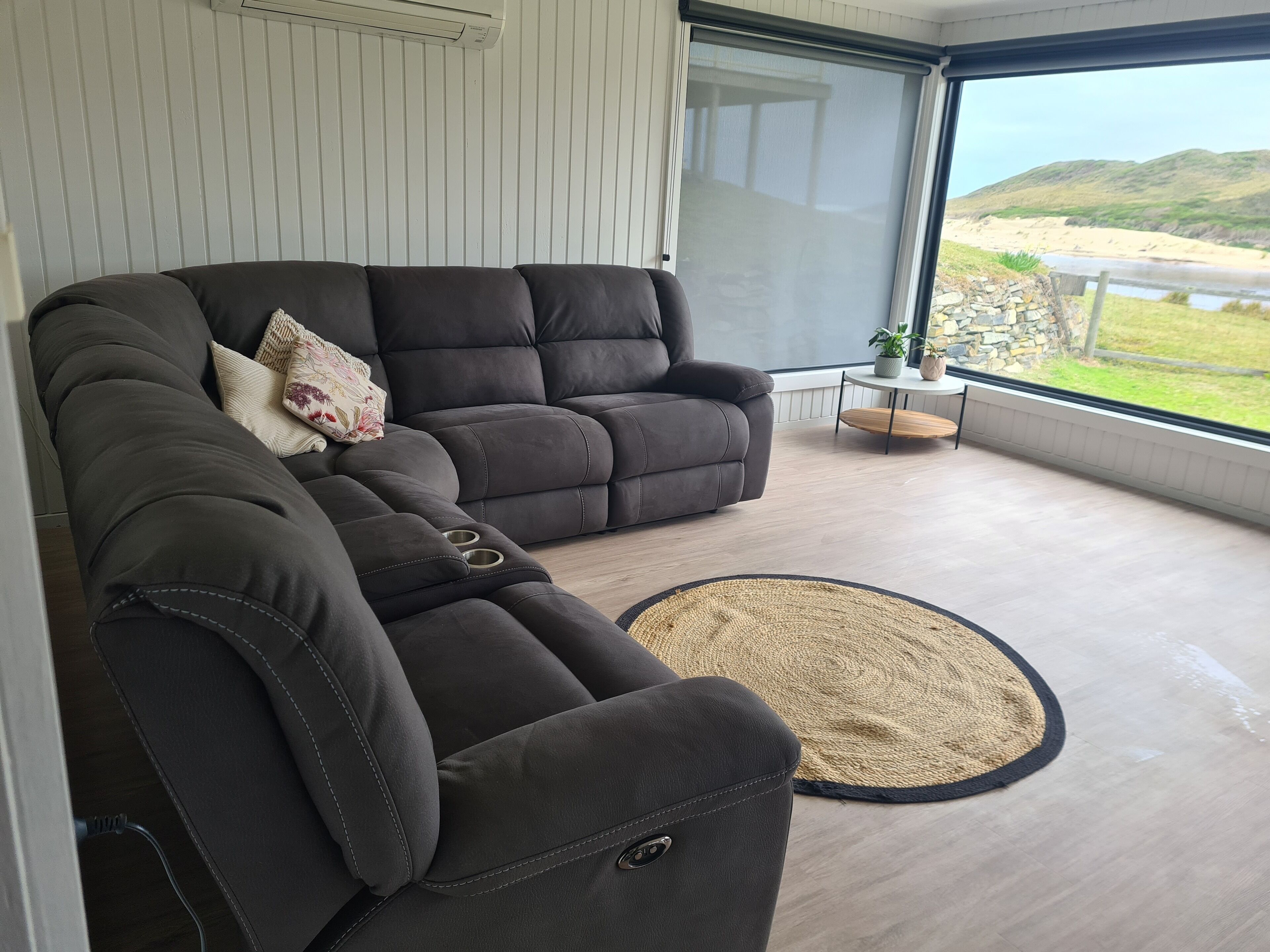 Arthur River Beach House — image 4