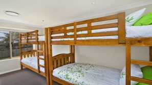 3 Schlafzimmer, Bügeleisen/Bügelbrett, Bettwäsche