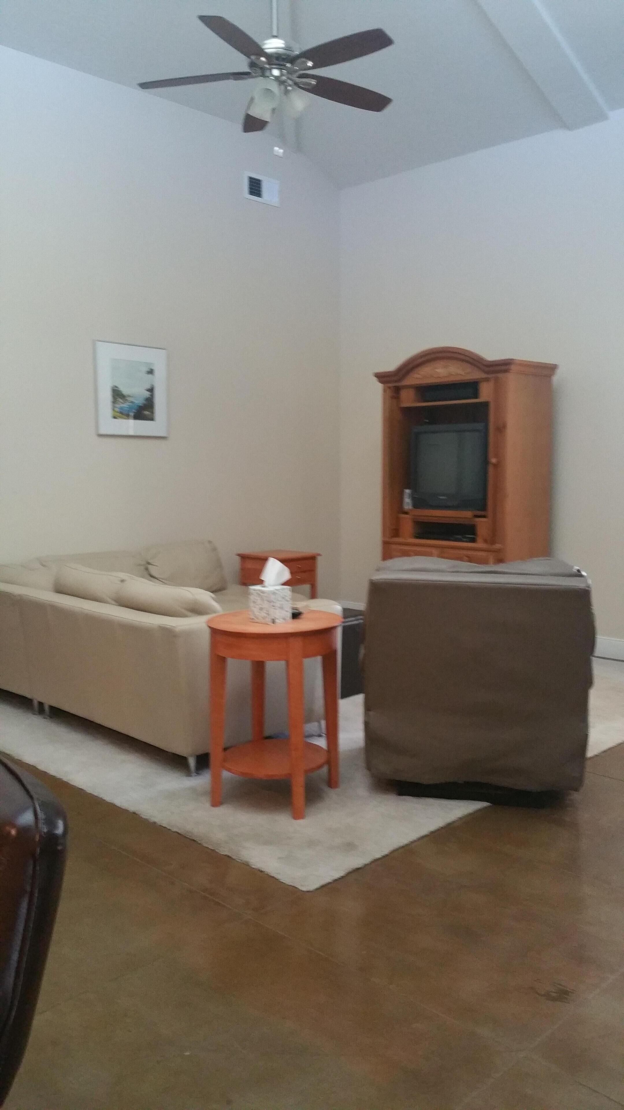 The Cape Royale's- " LightwellCottage"- waterfront access