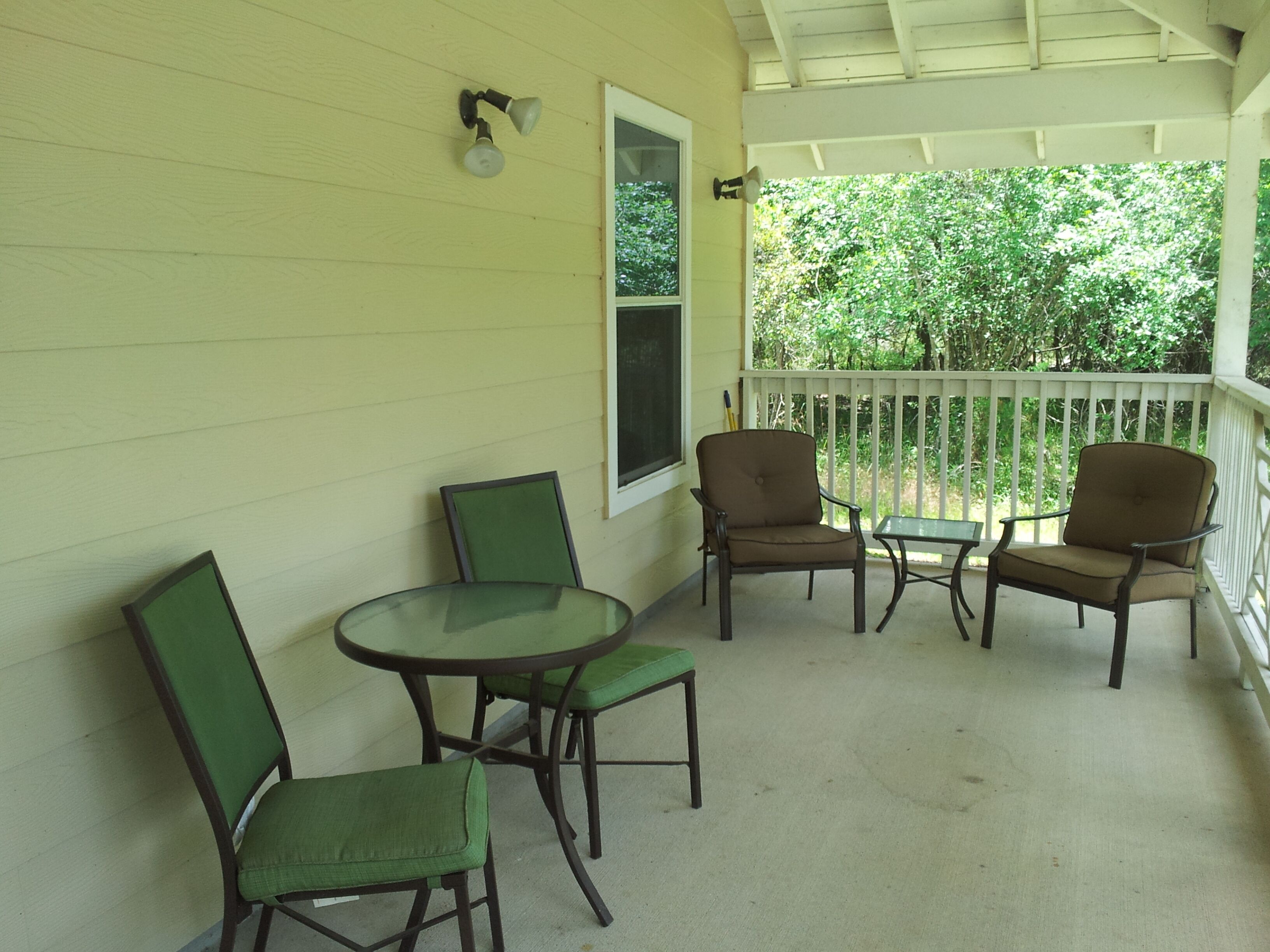 The Cape Royale's- " LightwellCottage"- waterfront access