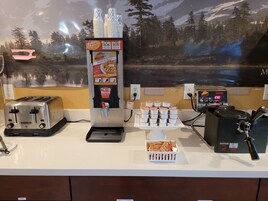 Desayuno continental incluido todos los días 