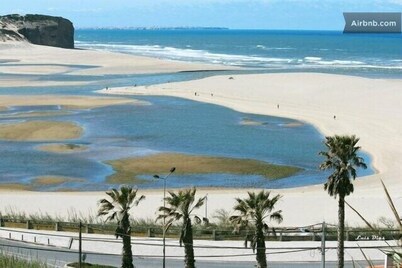Villa with beautiful views of the lagoon and the ocean, 4 Bedrooms, Swimming Pool
