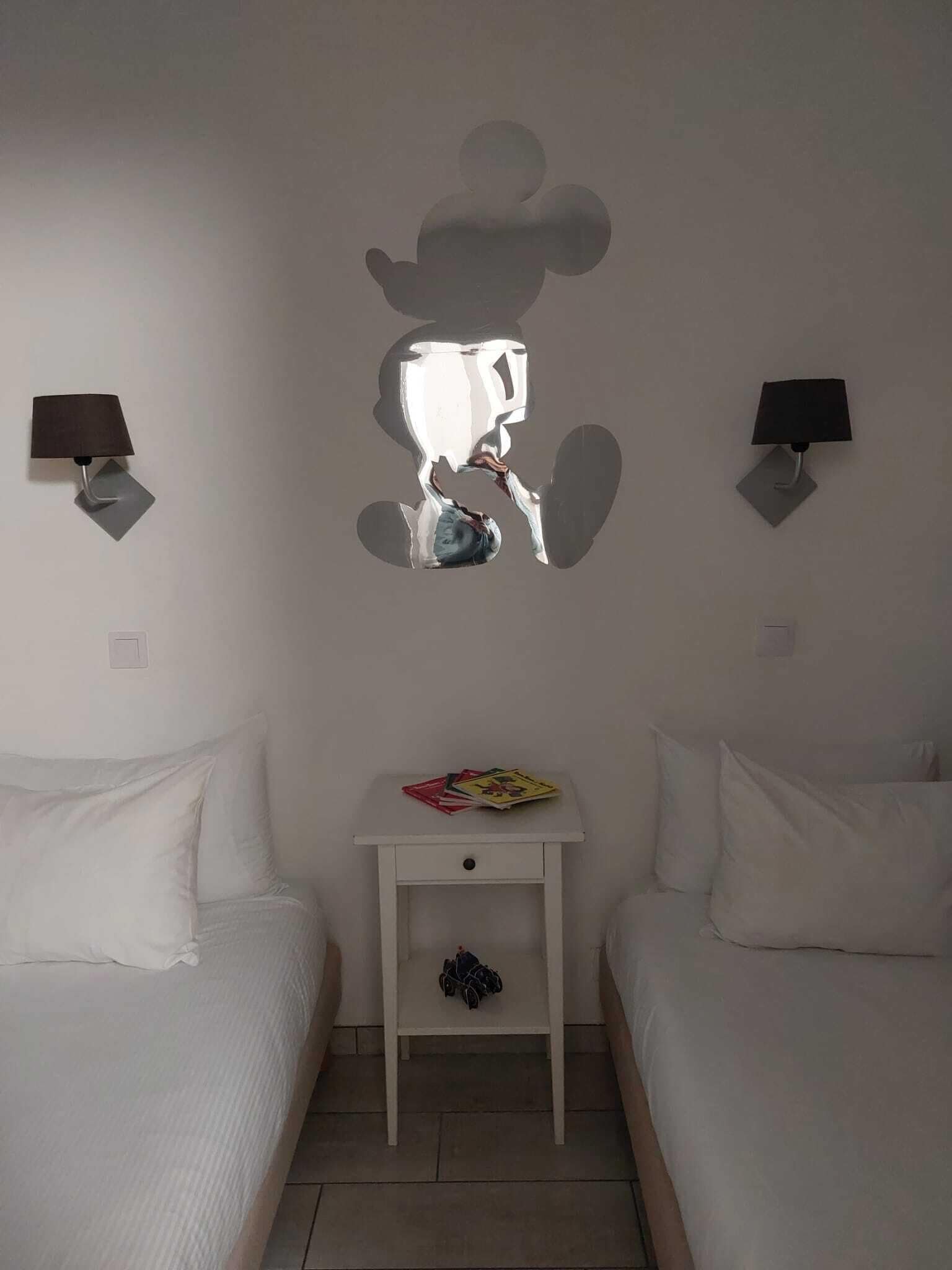 1 habitación, cuna de viaje, wifi y ropa de cama 