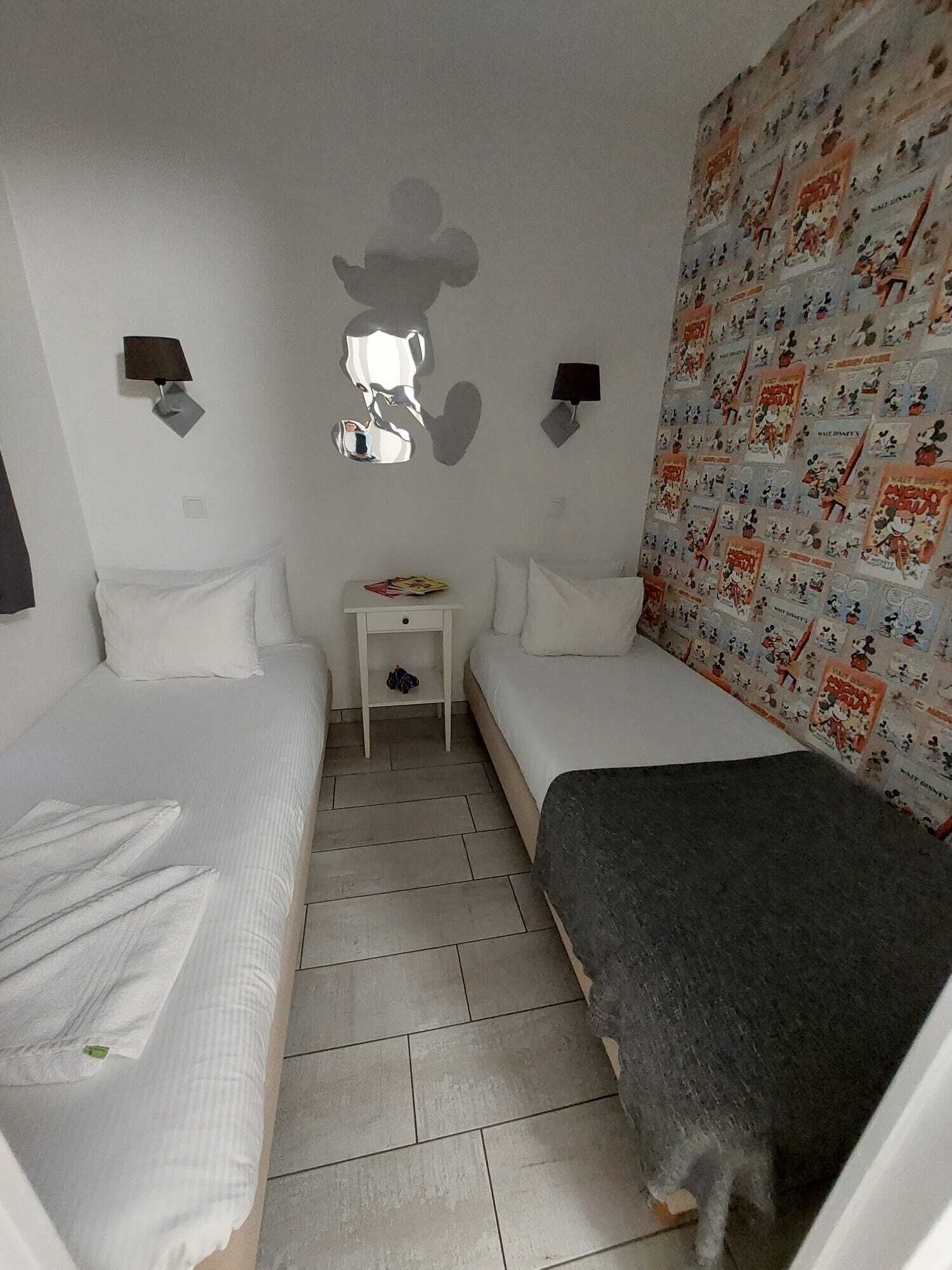 1 dormitorio, cuna de viaje, wifi y ropa de cama