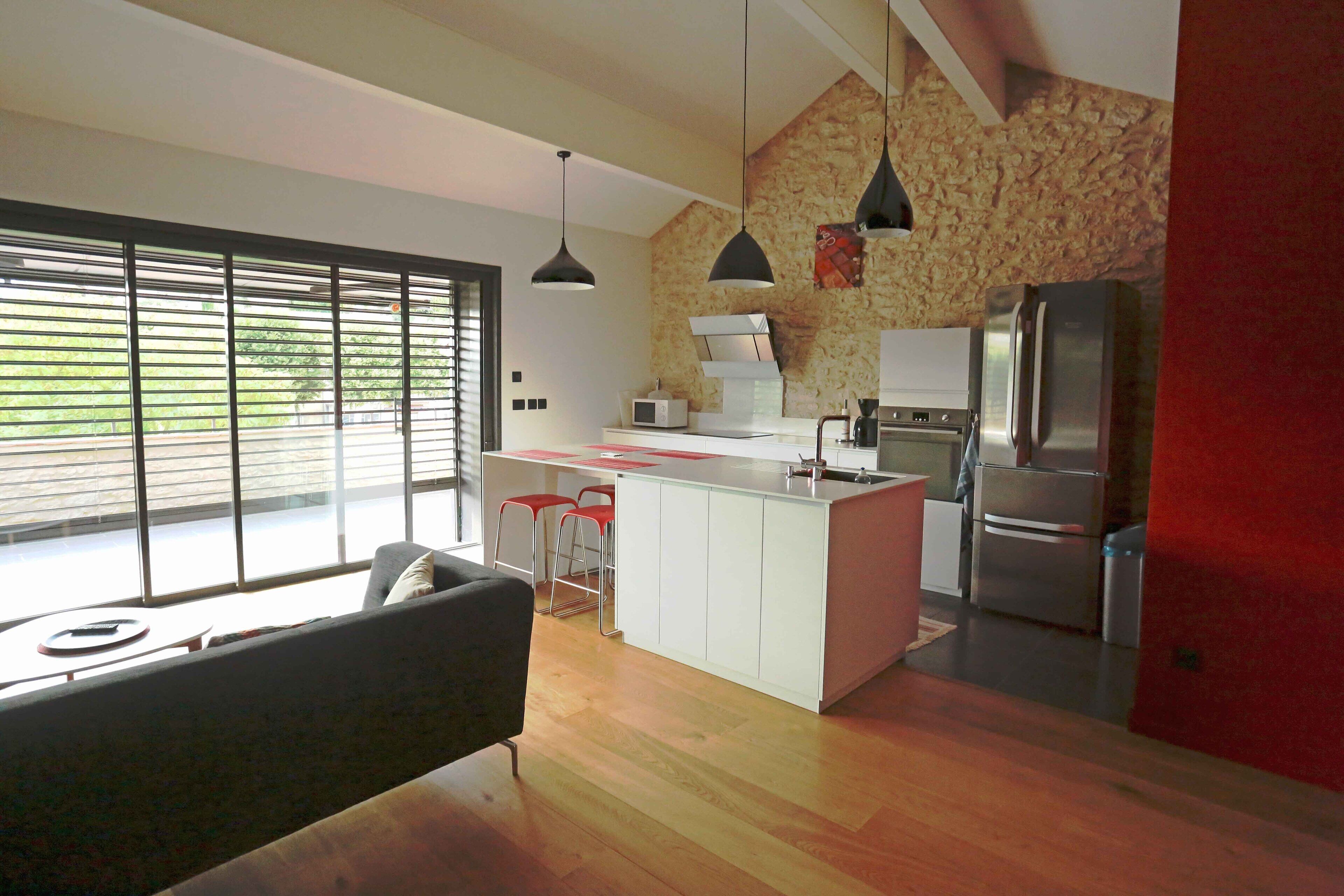 Home town center close to all amenities