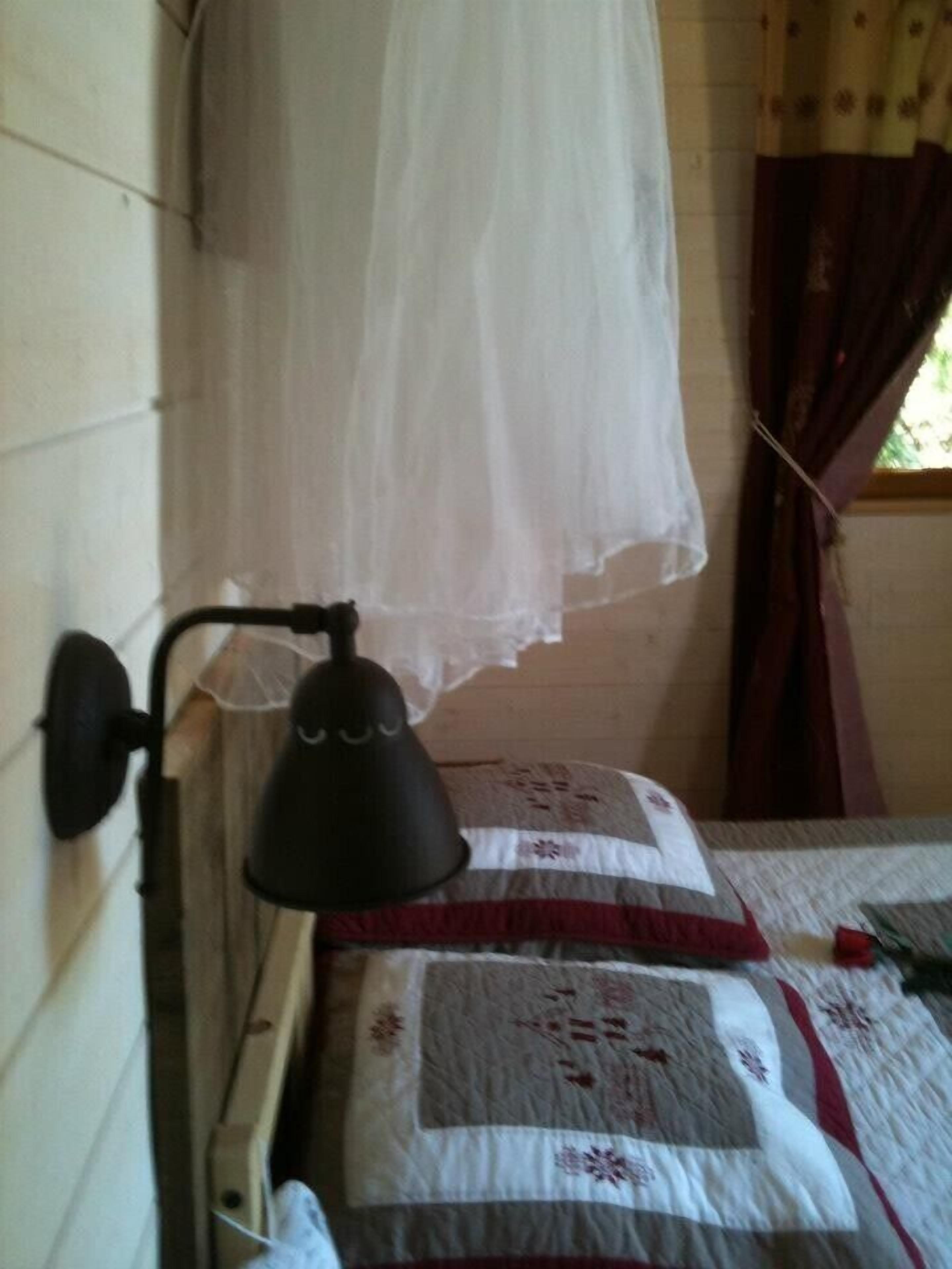 Unusual bed and breakfast in Barjols en Provence Verte