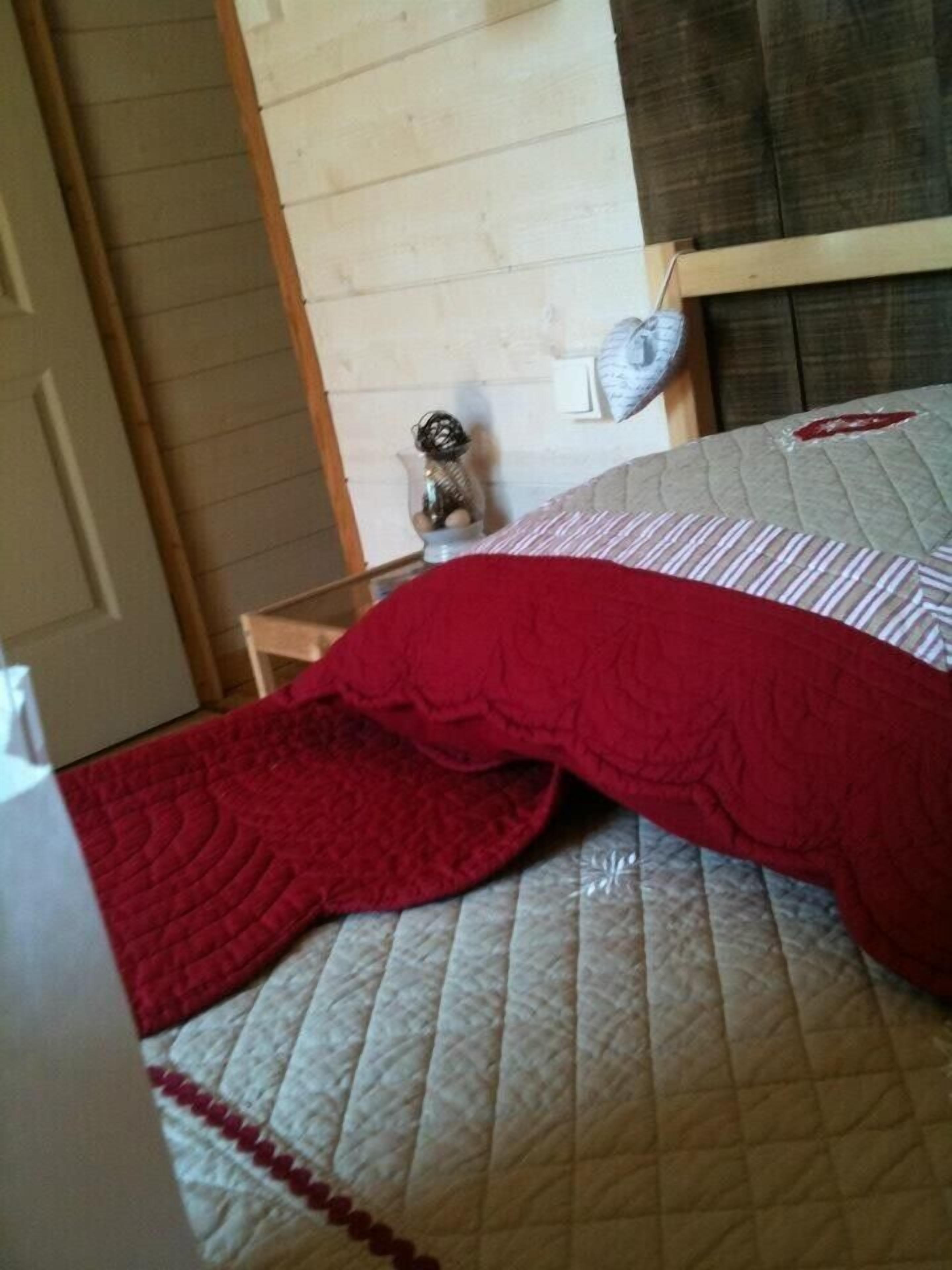 Unusual bed and breakfast in Barjols en Provence Verte