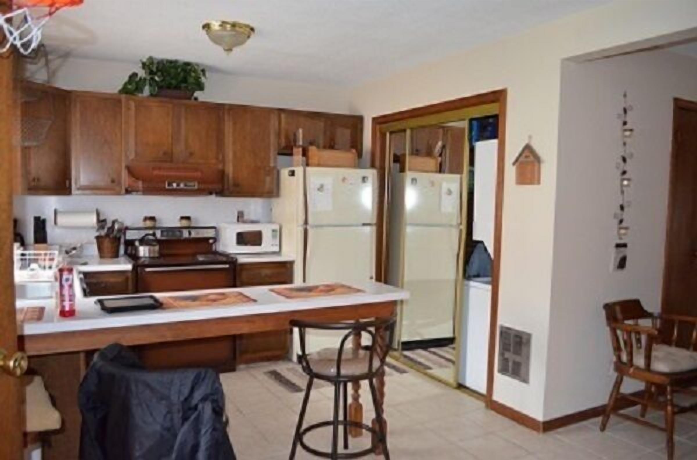 Views/north Conway 2 Level Condo/ Summer Specials