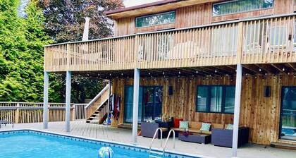 Modern Family Retreat with Heated Pool, Playground and Peloton