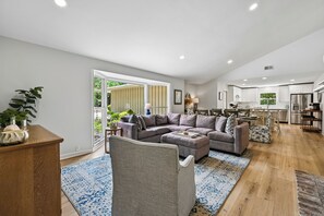 TV, fireplace, DVD player, smart speakers