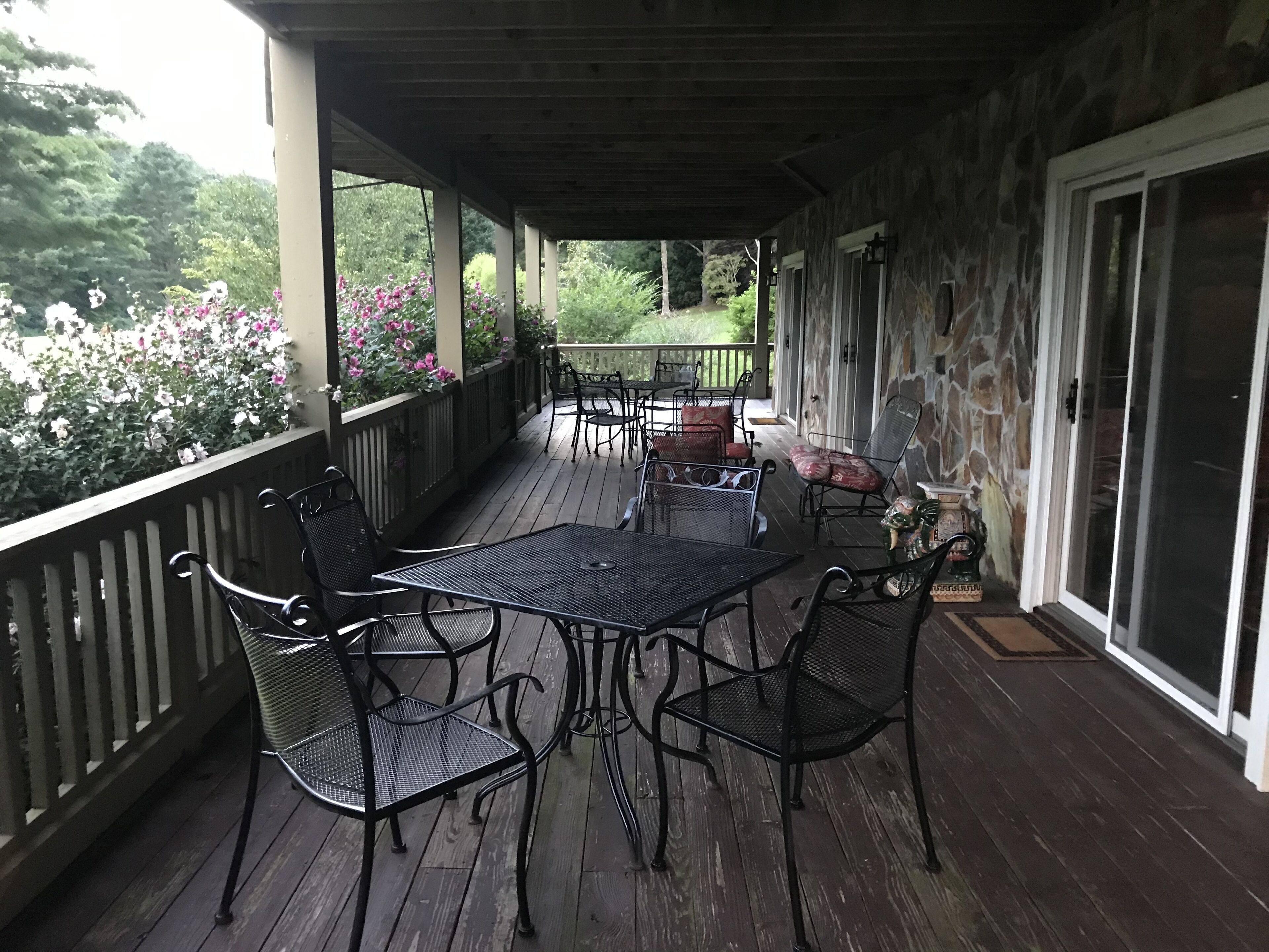 Sparrow's Rest - A Place to Retreat