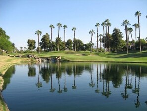 Golf - Relax in the Best and Biggest Space in Palm Valley Country Club. (Palm Desert)