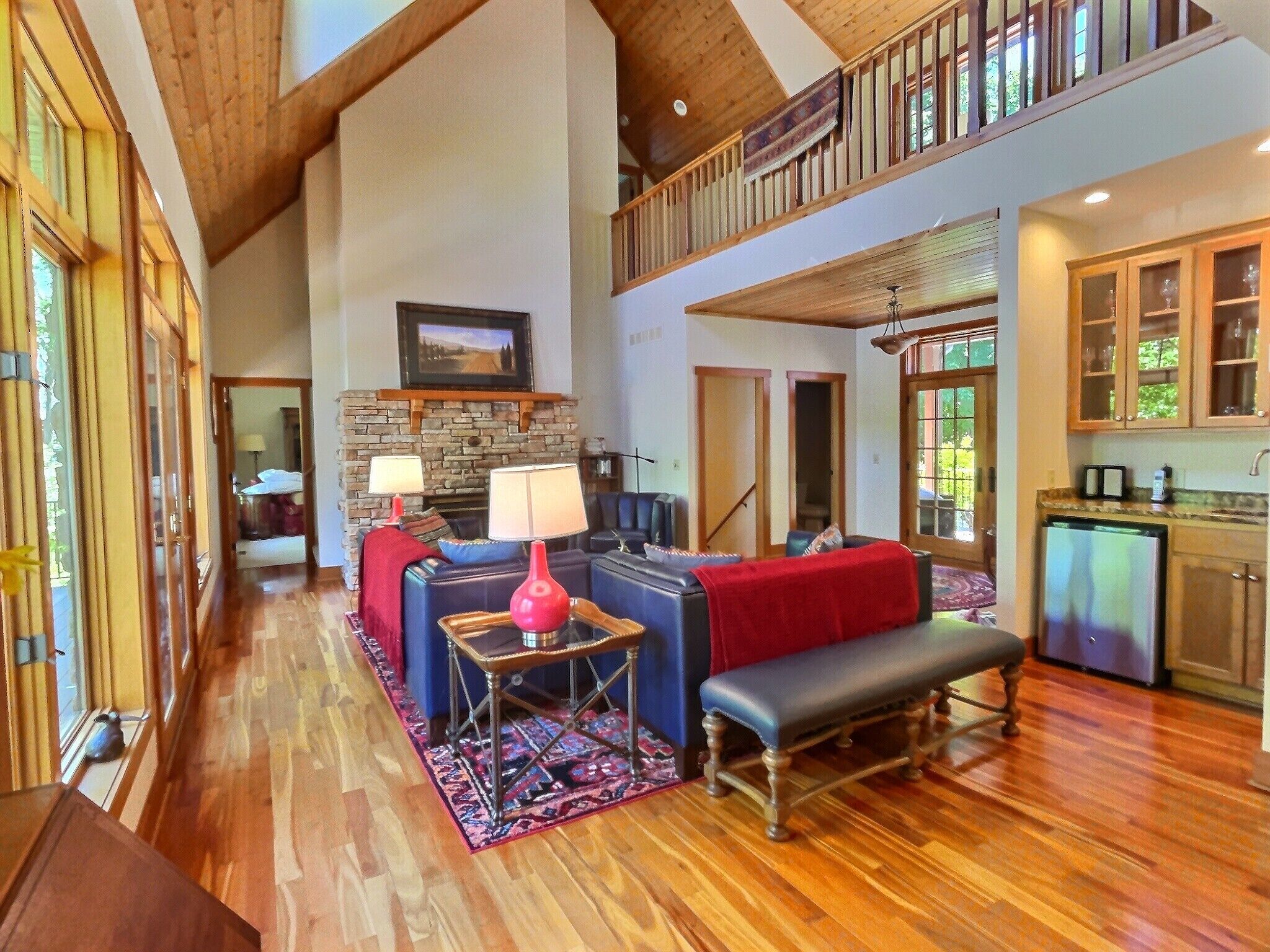 Pristine Lake Sylvia Getaway w/accomidations perfect for large or small groups!