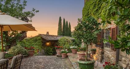 La Valle Tuscany — Historic Luxury Villa Estate in Chianti, Near Florence