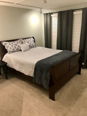 2 bedrooms, desk, iron/ironing board, free WiFi