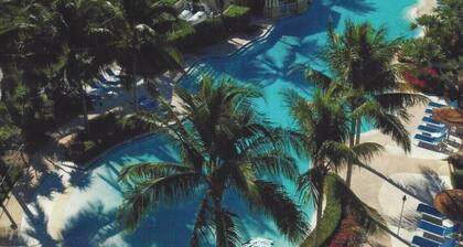 SPACIOUS 4/3.5 VILLA! INDOOR/OUTDOOR PICKLEBALL - SPEAKEASY - OCEANFRONT RESORT!