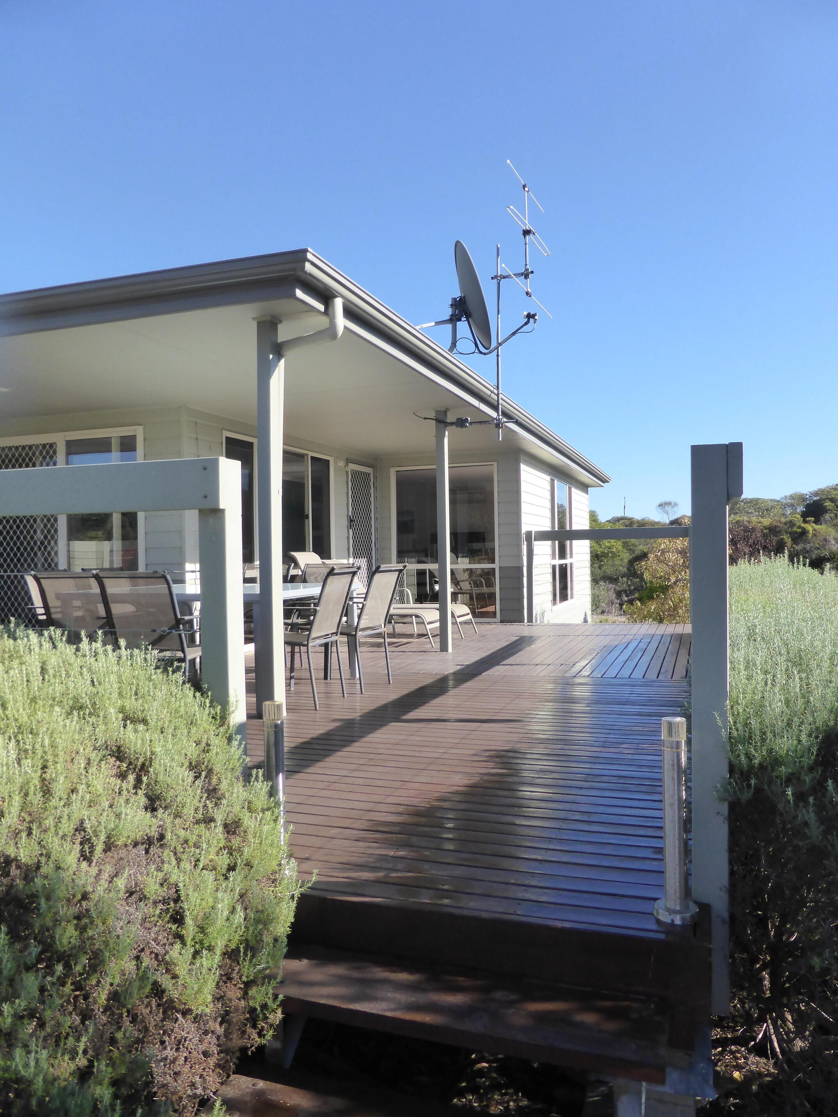 \"Elandra\" Marion Bay — image 5