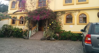 Hostal curiñan la mejor vista de Otavalo