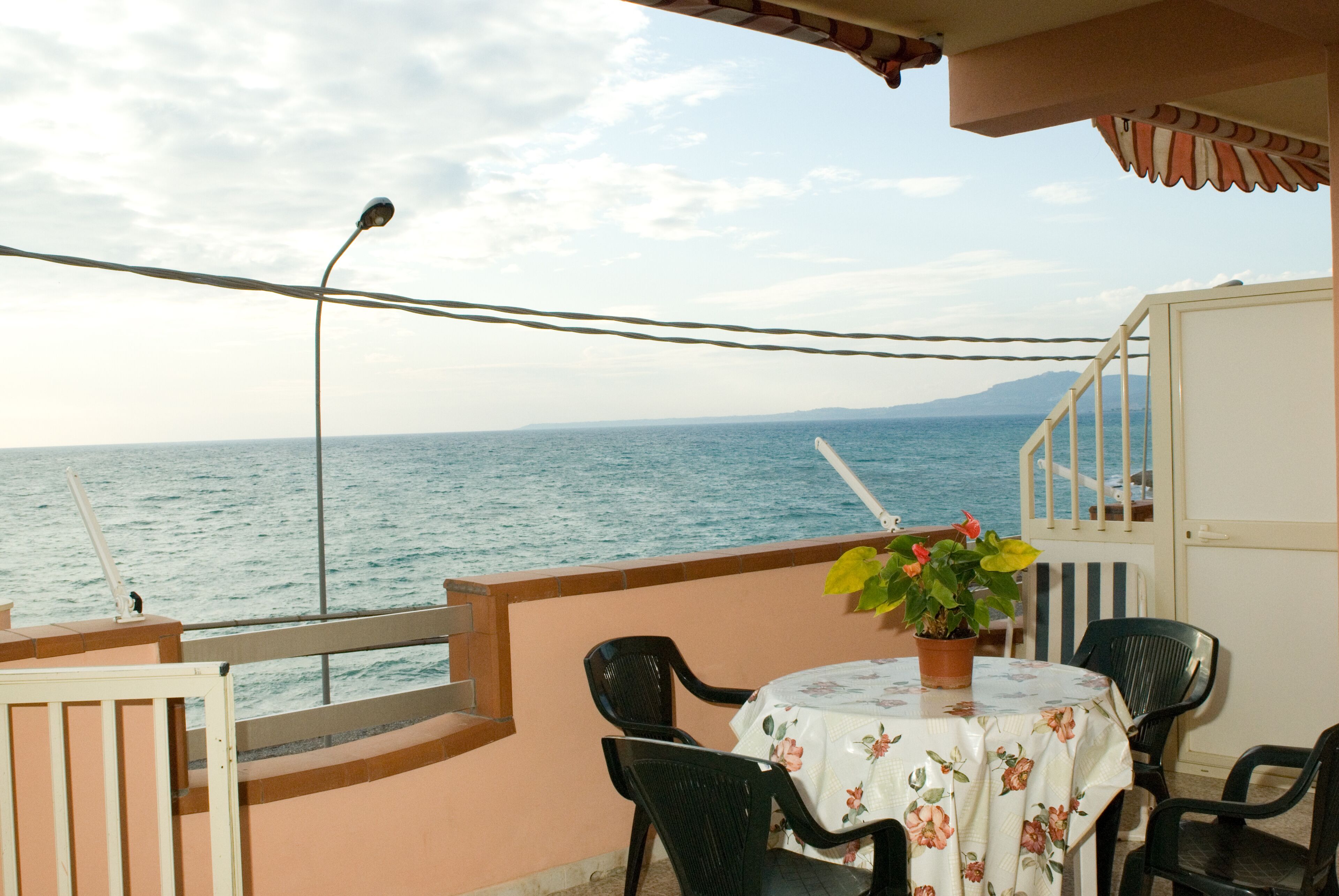 House 10 meters from the sea