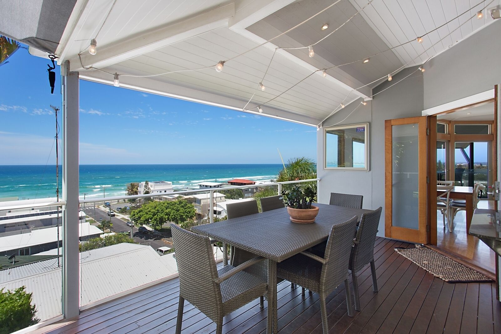 Panoramic Ocean Views - Luxury Family Home - Heated Pool - Pet Friendly! — image 11