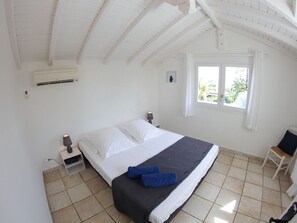 6 chambres, fer et planche à repasser, Wi-Fi, draps fournis