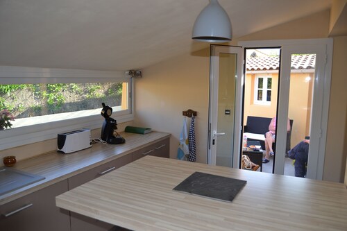 Very nice apartment on the ground floor fully air conditioned 